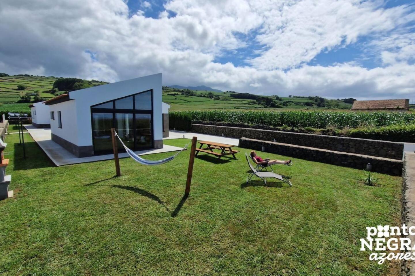 Photography House By Pontanegraazores Altares Exterior photo